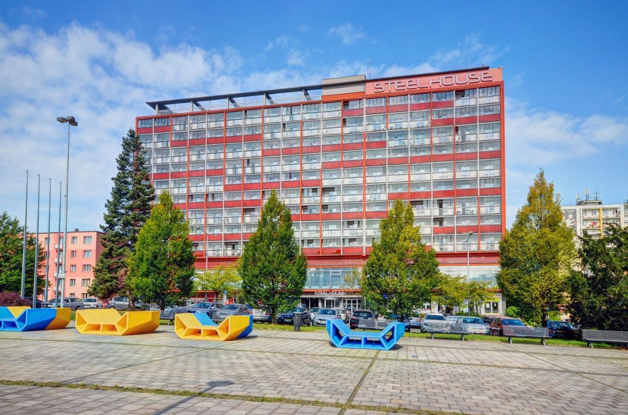 Steelhouse Hotel Тржінец Екстер'єр фото